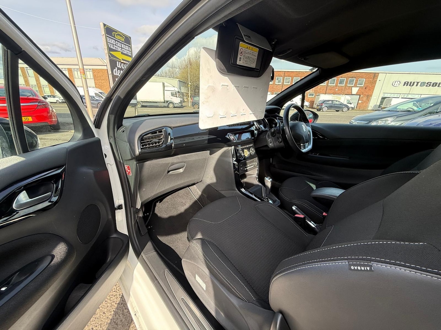 Used Citroen DS3 2015 for sale - 78180104: Photo 11