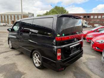 Used Nissan Elgrand  for sale - 74566959: Photo