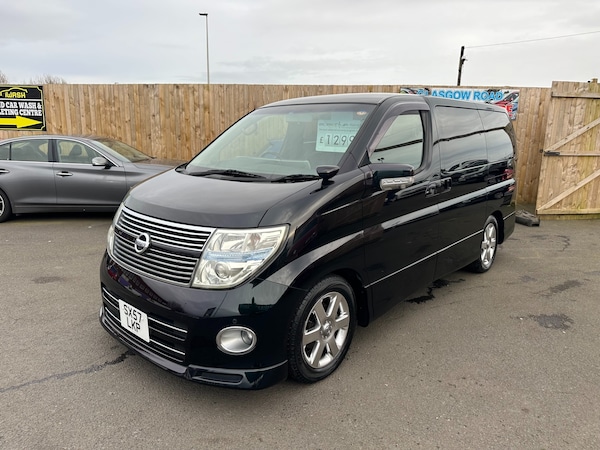 Used Nissan Elgrand 2023 for sale - 70642531: Photo 2