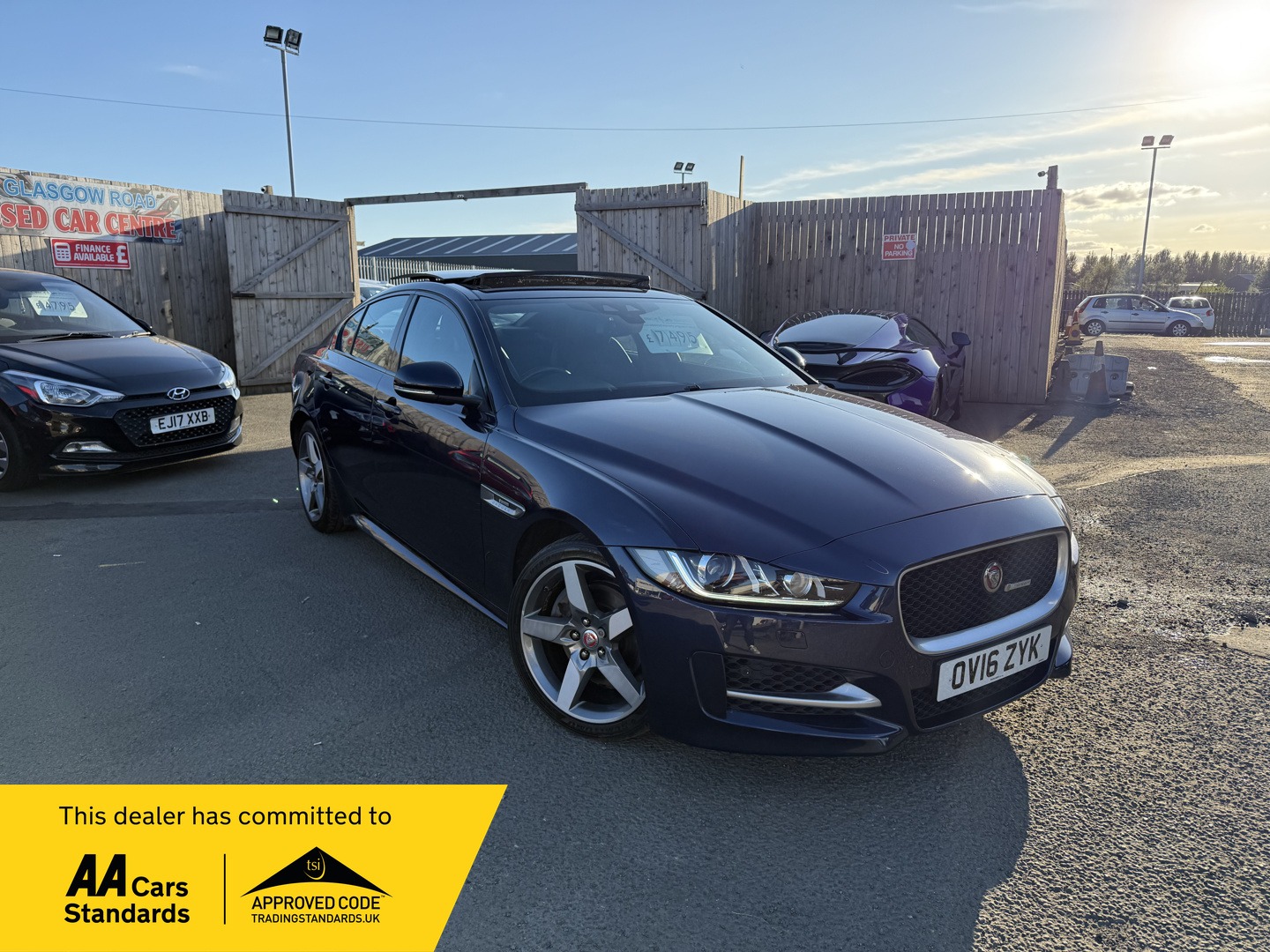 Used Jaguar XE 2016 for sale - 76147569: Photo 1