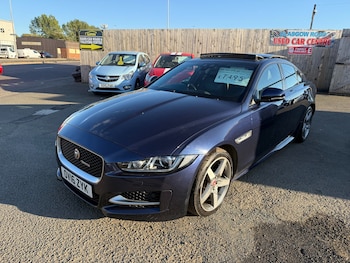 Used Jaguar XE 2016 for sale - 76147569: Photo