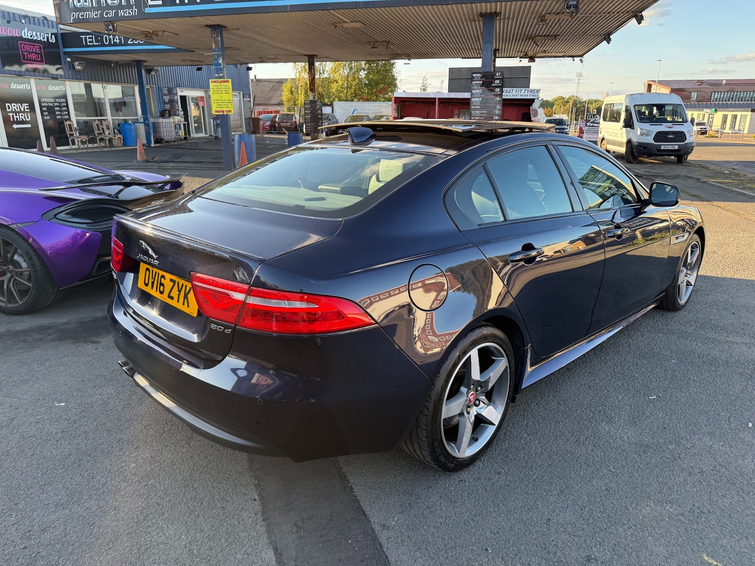Used Jaguar XE 2016 for sale - 76147569: Photo 5