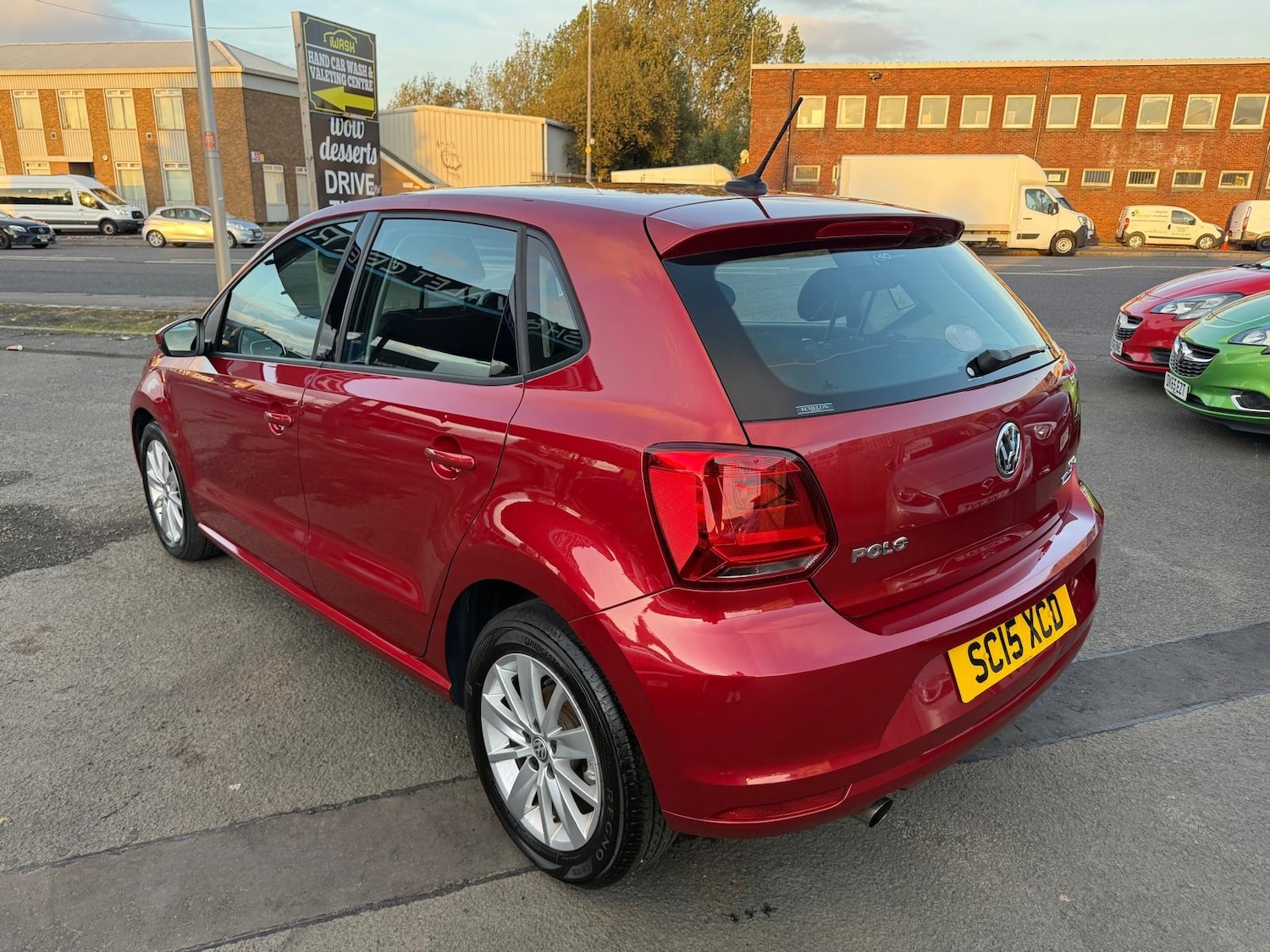 Used Volkswagen Polo 2015 for sale - 76280330: Photo 4