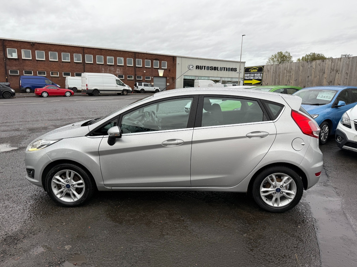 Used Ford Fiesta 2016 for sale - 76375443: Photo 3