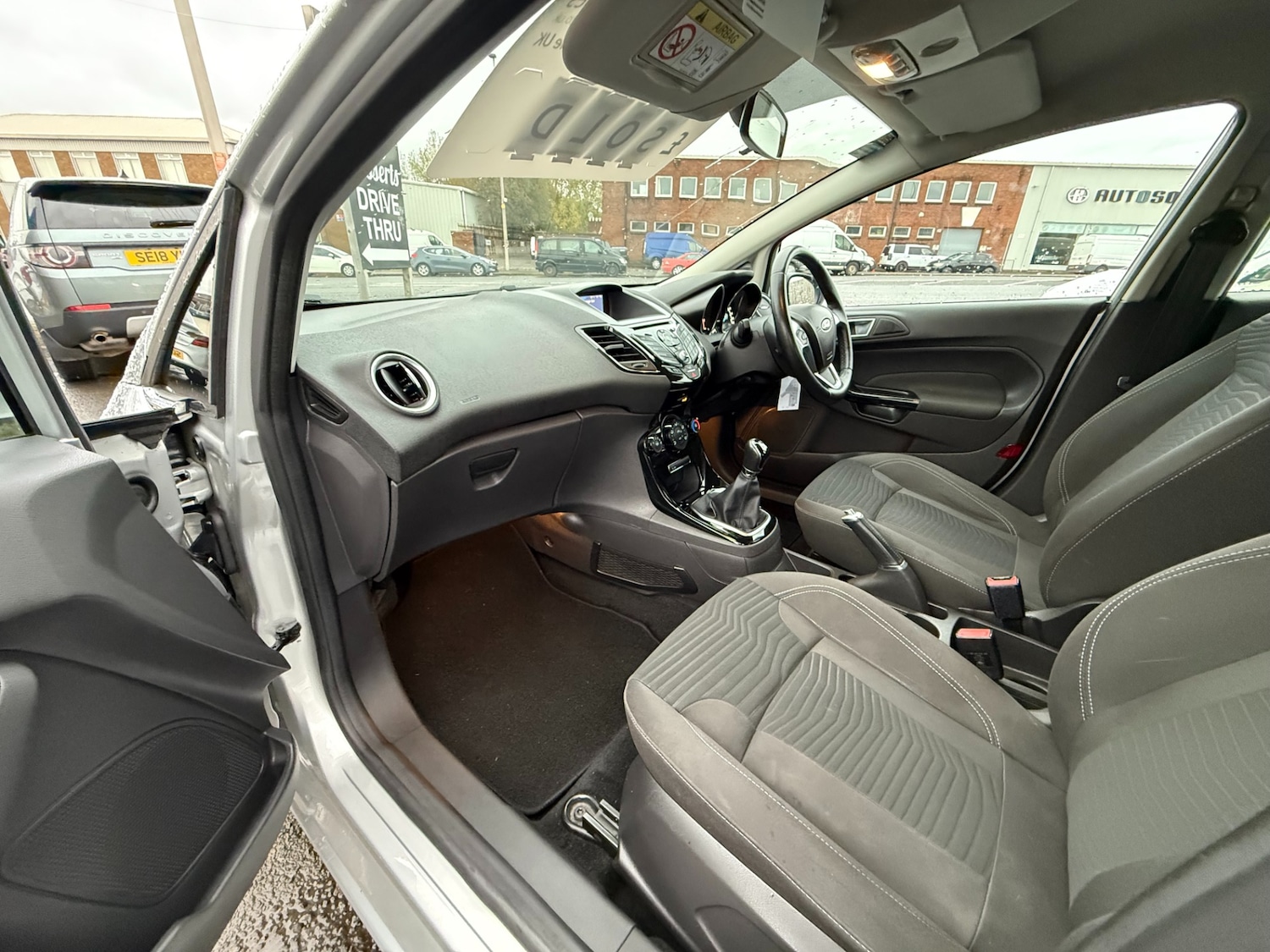 Used Ford Fiesta 2016 for sale - 76375443: Photo 9