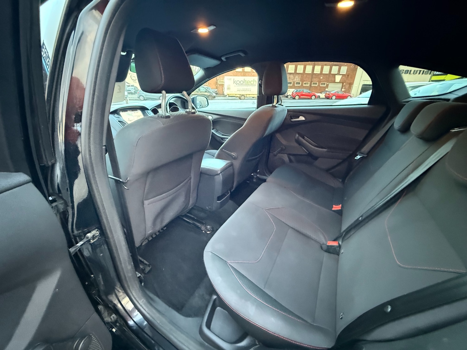 Used Ford Focus 2018 for sale - 76450633: Photo 10