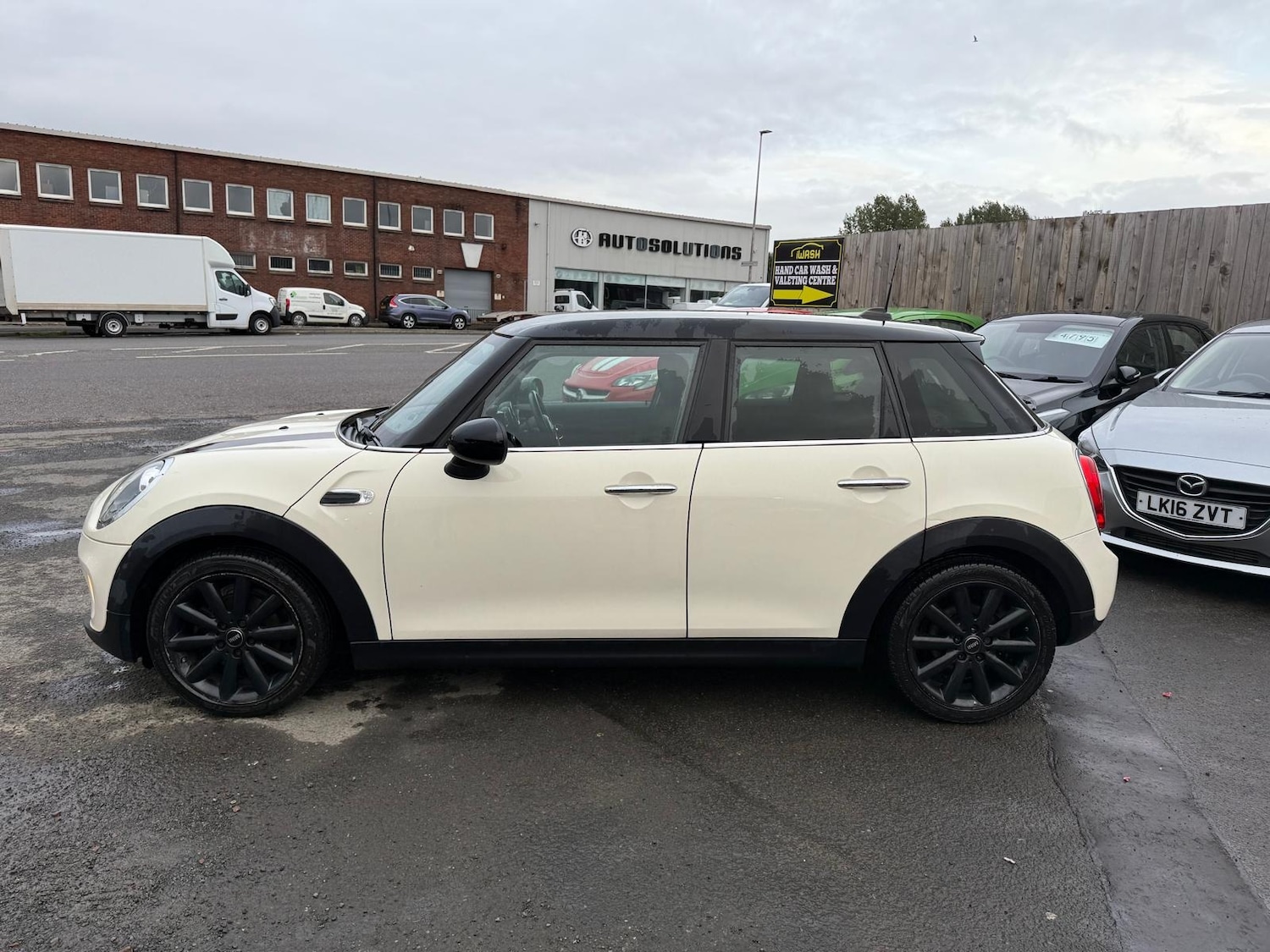 Used MINI Hatch 2015 for sale - 76161707: Photo 3