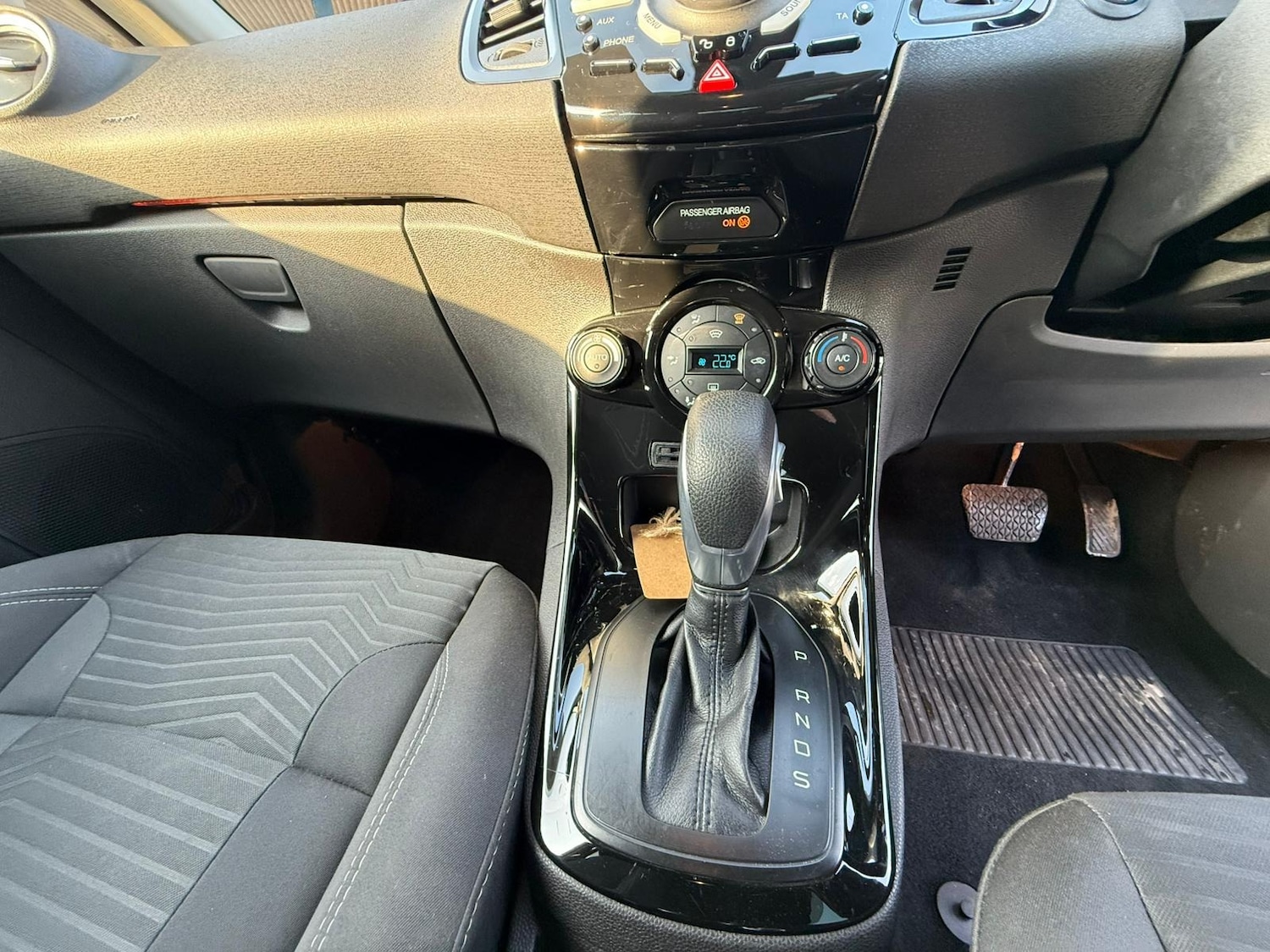 Used Ford Fiesta 2014 for sale - 77778321: Photo 9