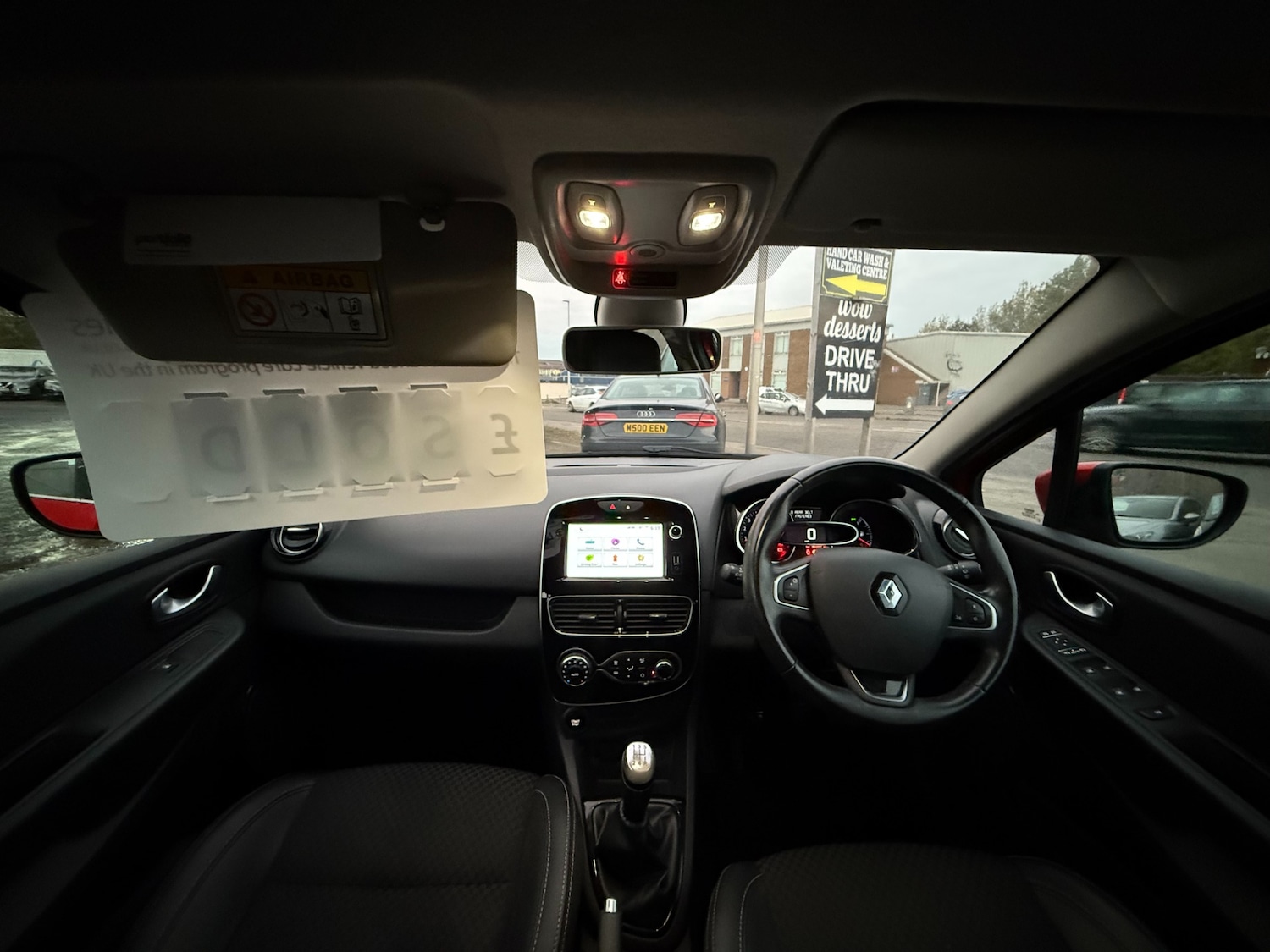 Used Renault Clio 2017 for sale - 76299626: Photo 10