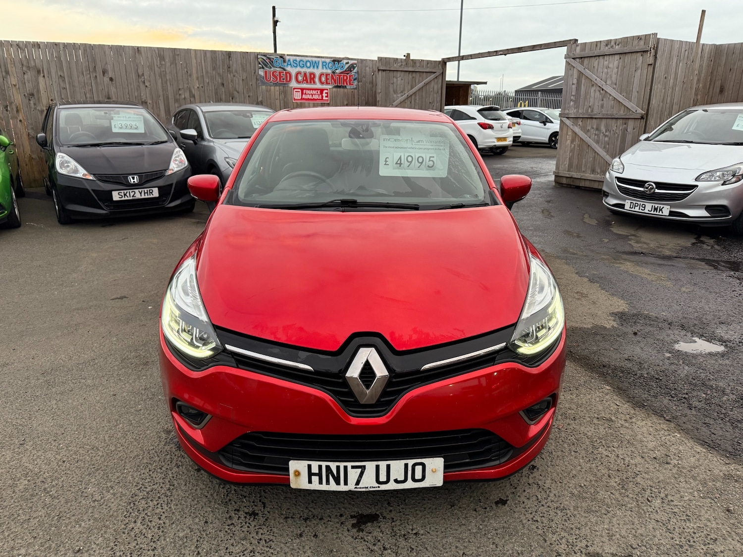 Used Renault Clio 2017 for sale - 76299626: Photo 2