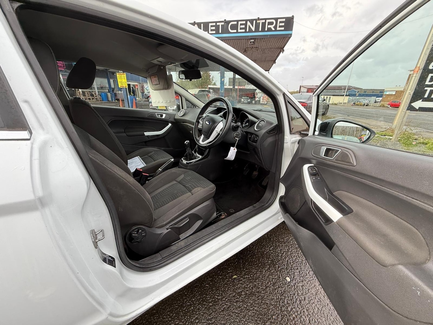 Used Ford Fiesta 2016 for sale - 76173480: Photo 15