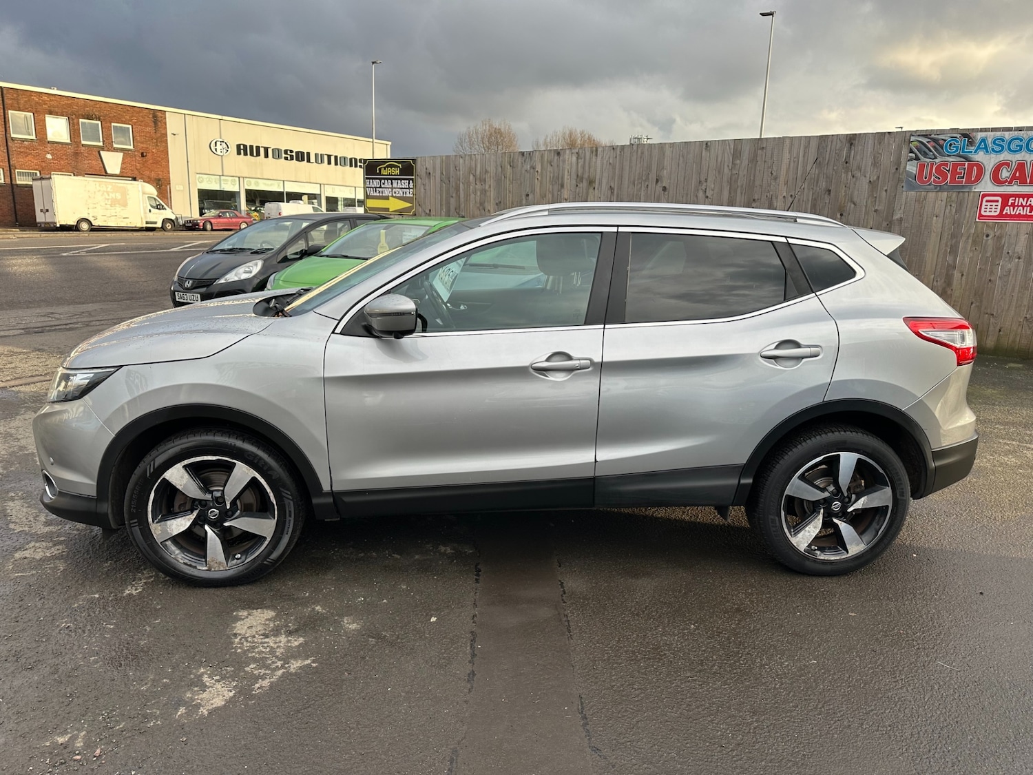 Used Nissan Qashqai 2015 for sale - 77406808: Photo 4