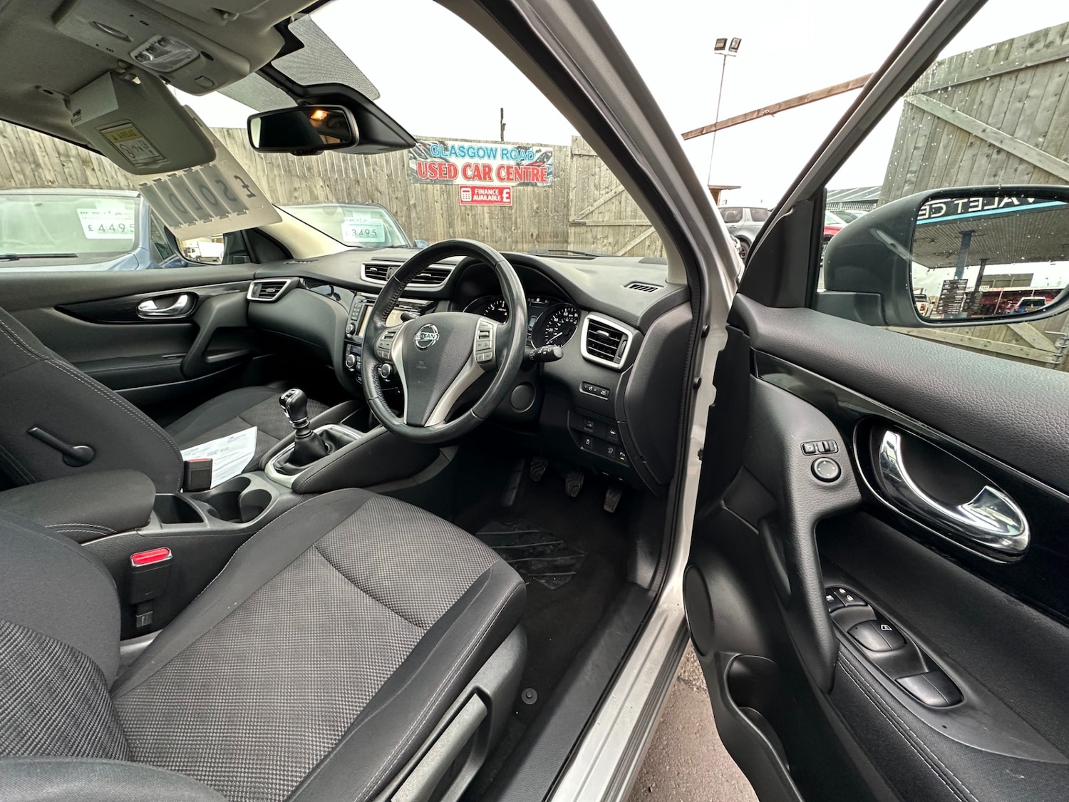 Used Nissan Qashqai 2015 for sale - 77406808: Photo 9