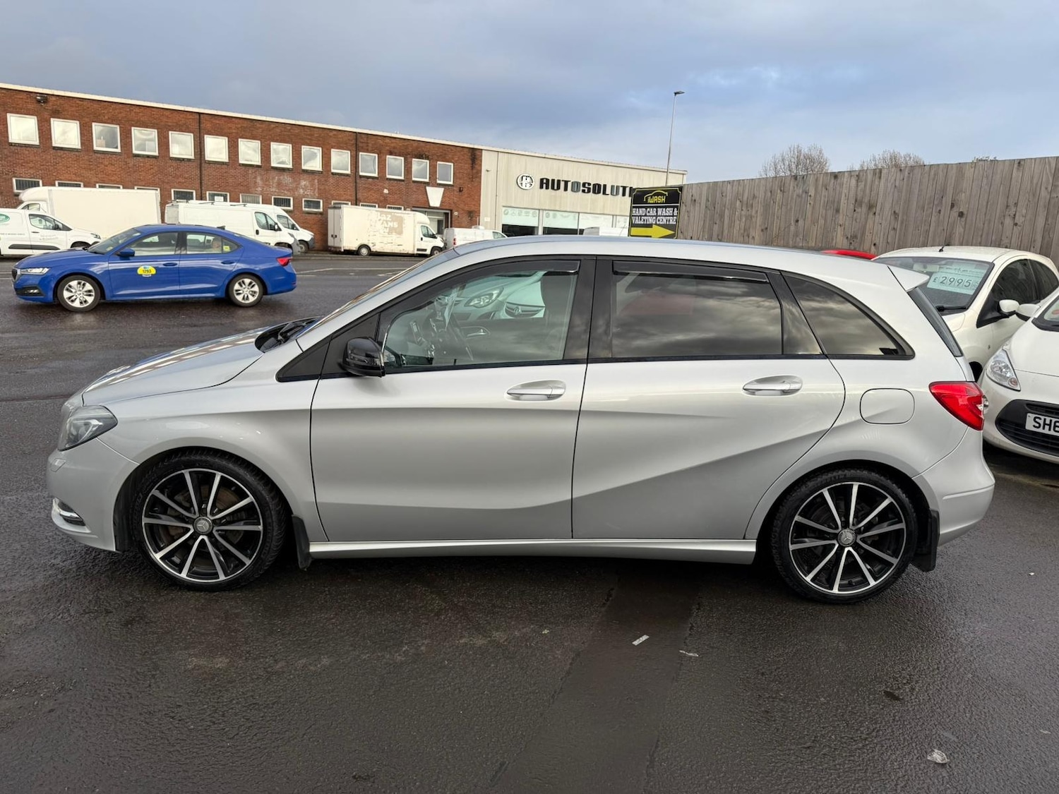Used Mercedes-Benz B Class 2014 for sale - 78078937: Photo 4