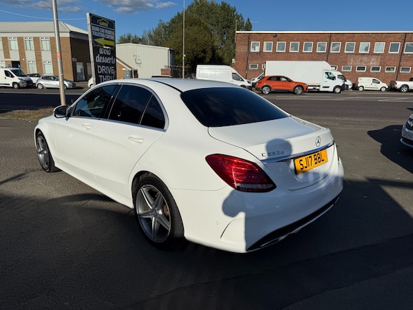 Used Mercedes-Benz C-Class 2017 for sale - 76079577: Photo 4