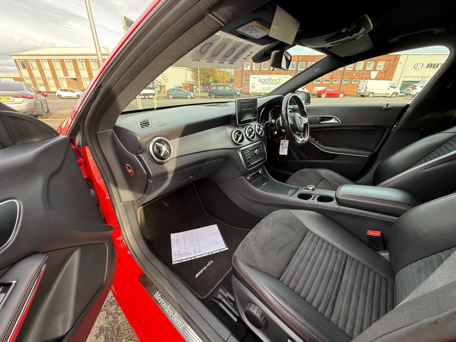 Used Mercedes-Benz CLA 2014 for sale - 76554356: Photo 11
