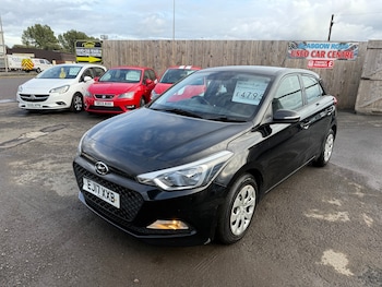 Used Hyundai i20 2017 for sale - 75829829: Photo