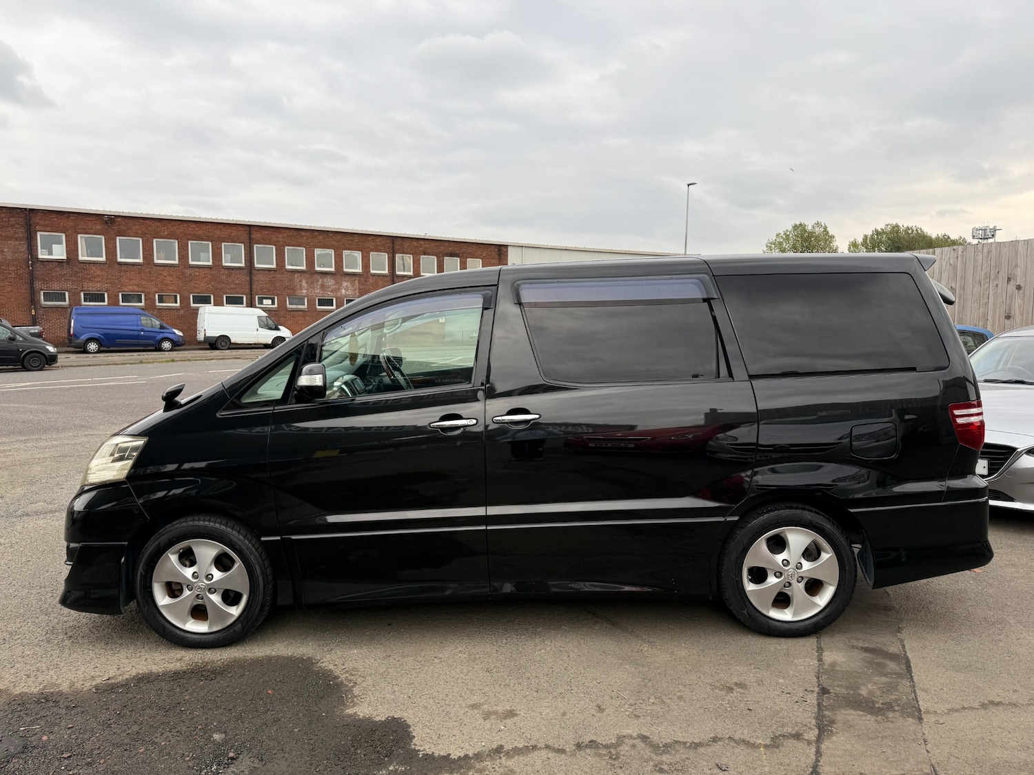 Used Toyota Alphard 2008 for sale - 76374590: Photo 3