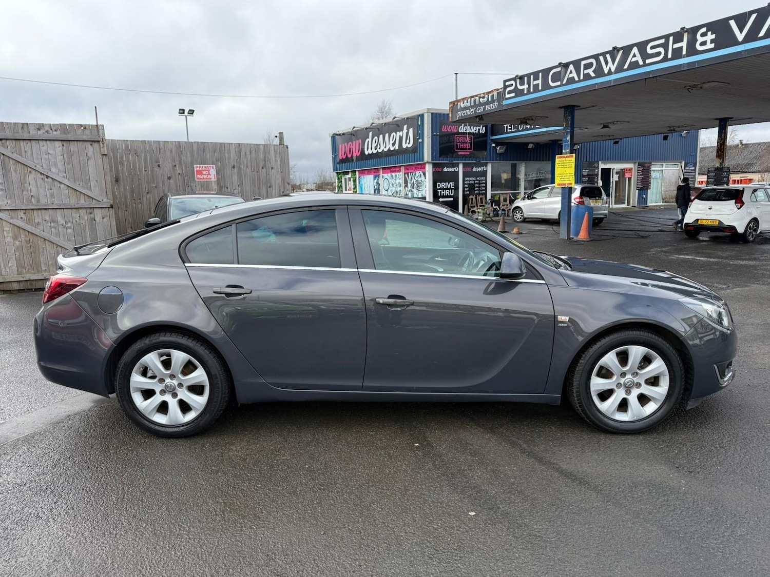 Used Vauxhall Insignia 2016 for sale - 77819053: Photo 8