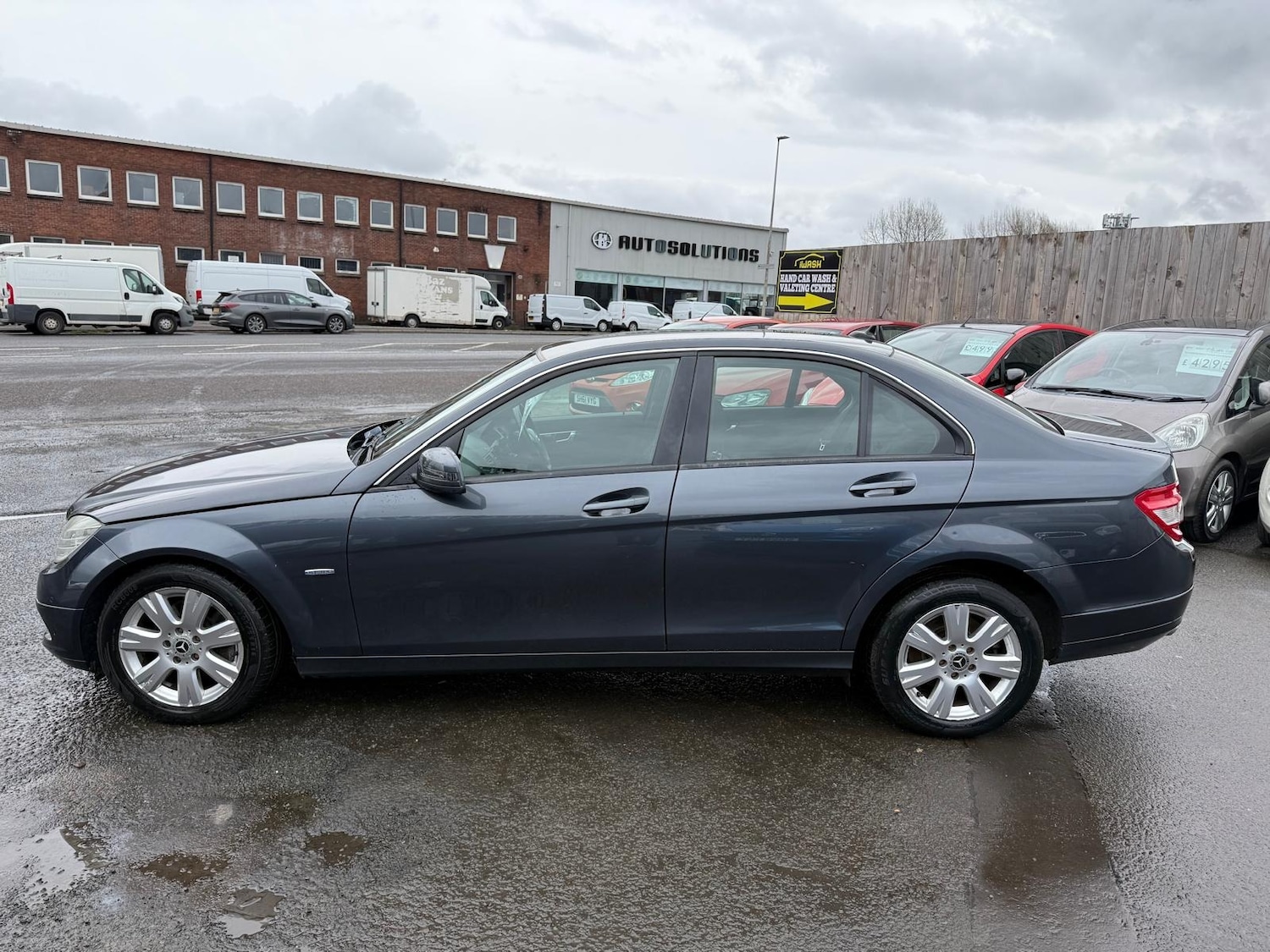 Used Mercedes-Benz C Class 2010 for sale - 78223911: Photo 4