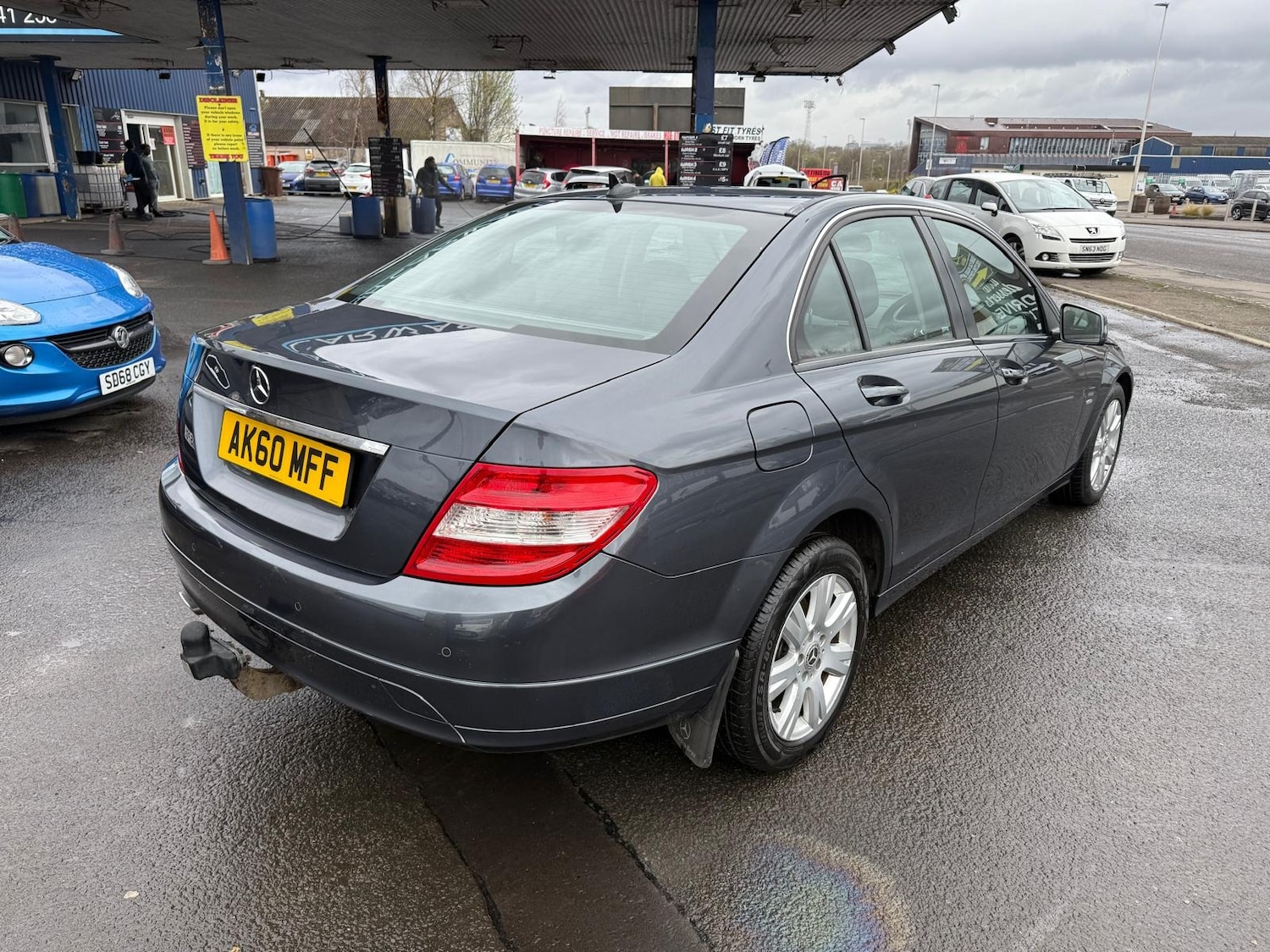 Used Mercedes-Benz C Class 2010 for sale - 78223911: Photo 7