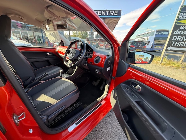 Used Volkswagen up! 2025 for sale - 75690569: Photo 16