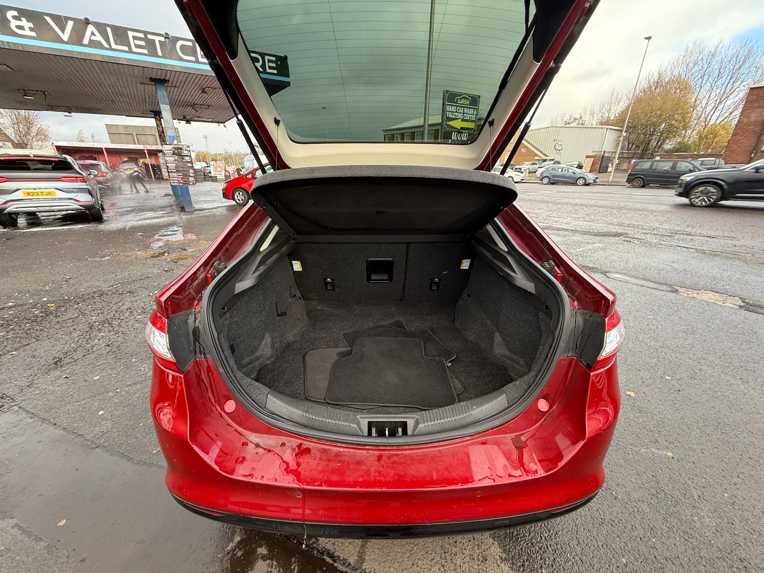 Used Ford Mondeo 2015 for sale - 76555371: Photo 14