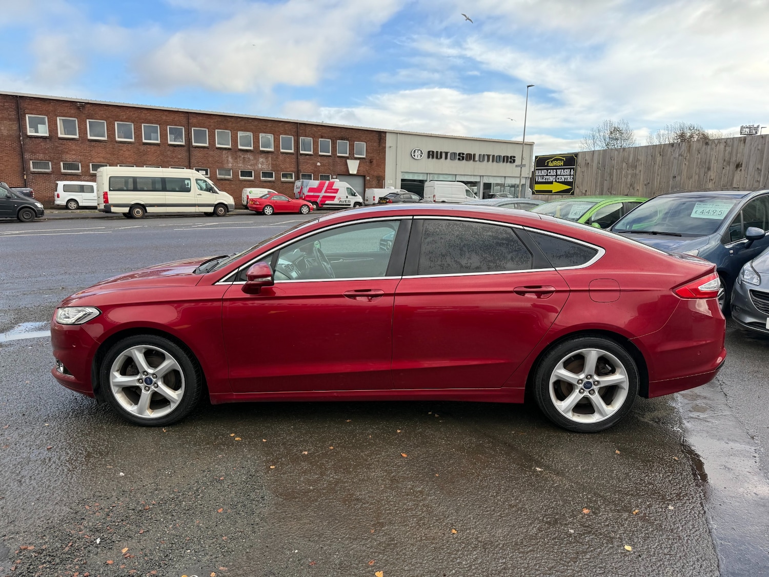 Used Ford Mondeo 2015 for sale - 76555371: Photo 4