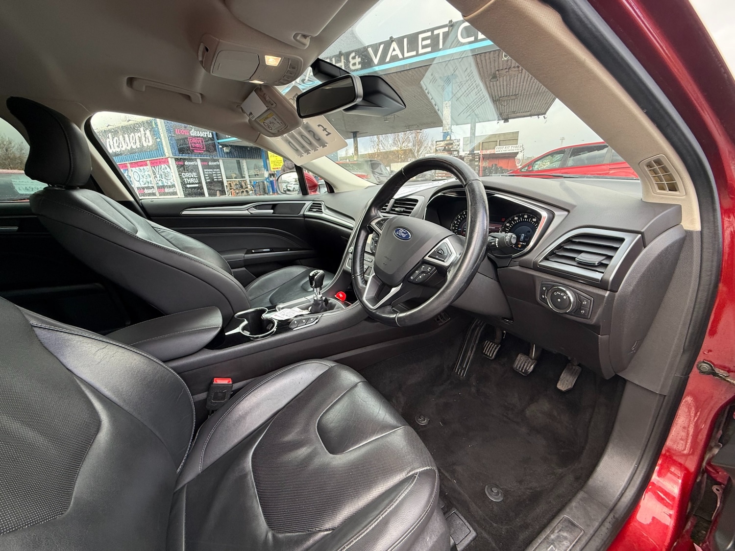 Used Ford Mondeo 2015 for sale - 76555371: Photo 9