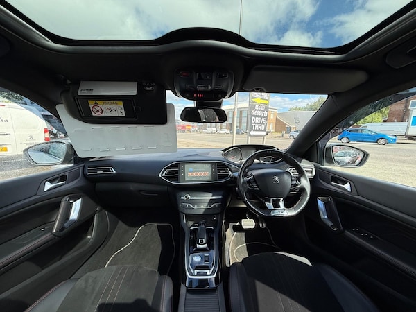 Used Peugeot 308 2018 for sale - 74603053: Photo 8
