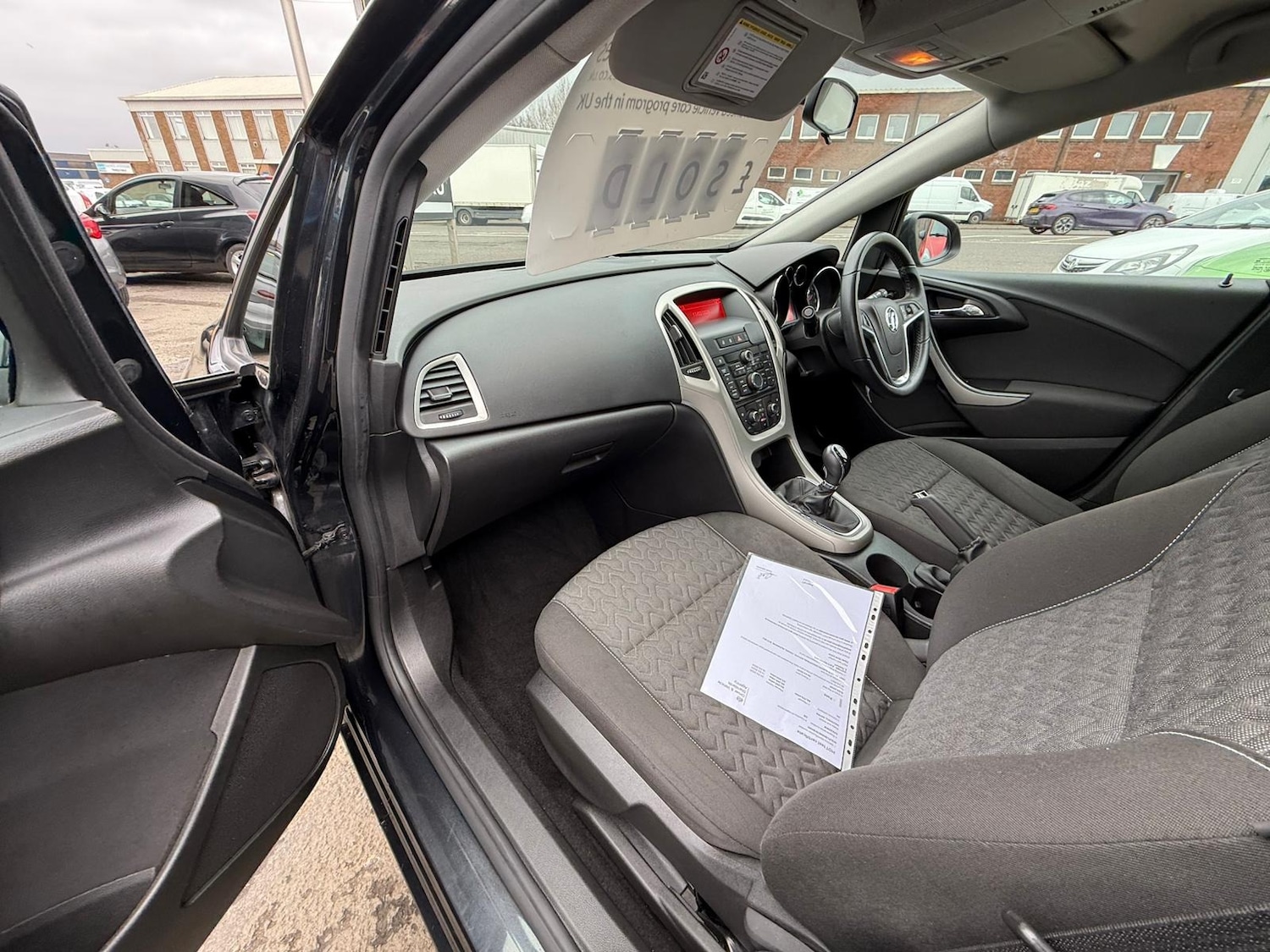 Used Vauxhall Astra 2013 for sale - 77934833: Photo 11