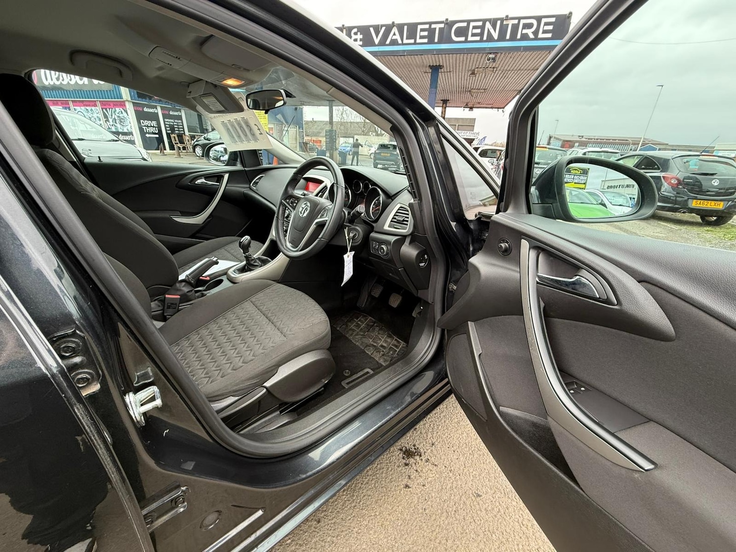 Used Vauxhall Astra 2013 for sale - 77934833: Photo 16