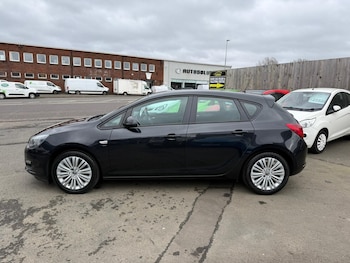 Used Vauxhall Astra 2013 for sale - 77934833: Photo