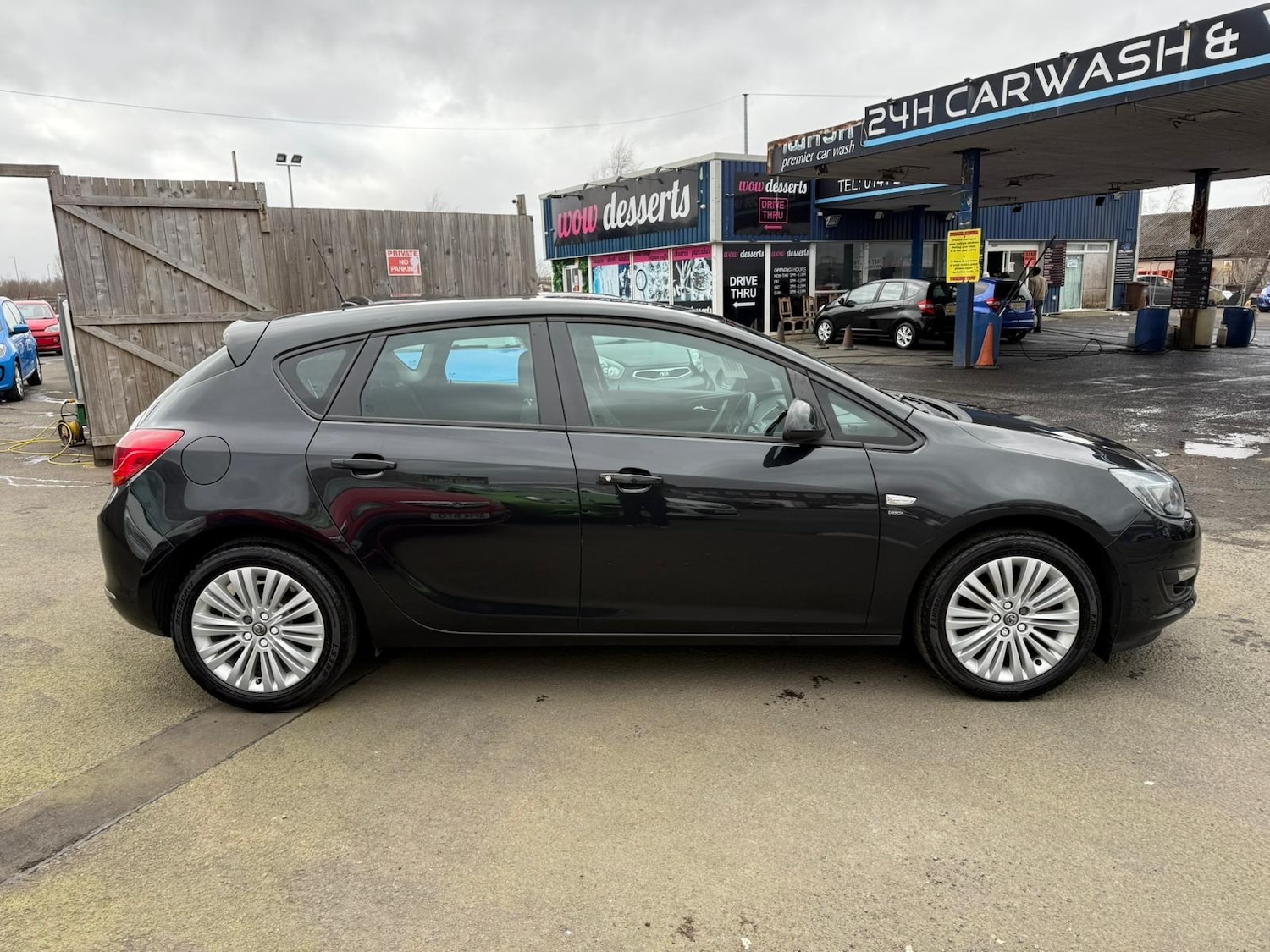 Used Vauxhall Astra 2013 for sale - 77934833: Photo 8