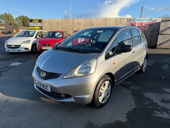 Used Honda Jazz 2010 for sale - 75933156: Photo