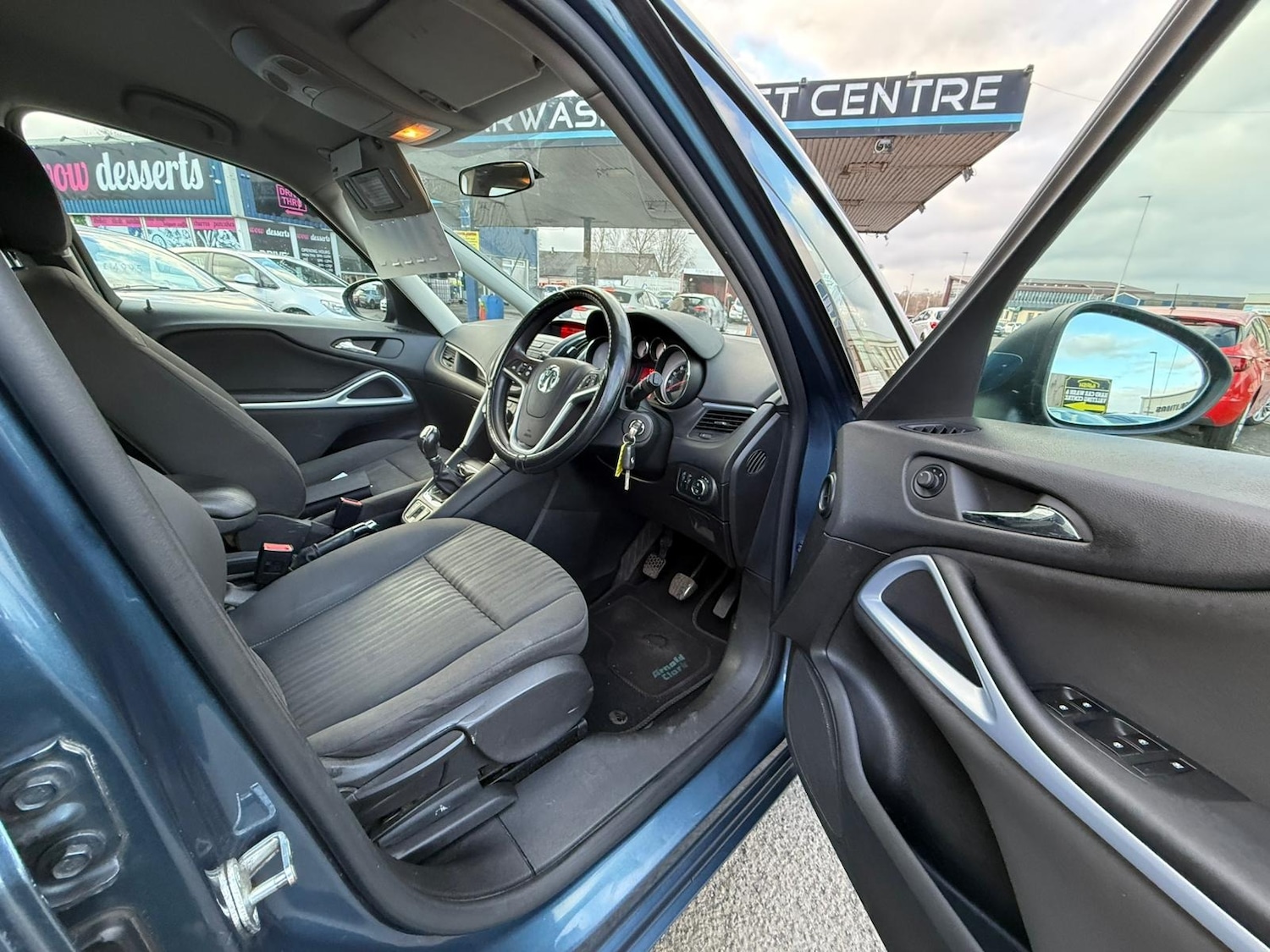 Used Vauxhall Zafira 2015 for sale - 77818034: Photo 16