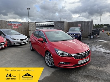 2015 (65) - 1.6 CDTi 16V 136 SRi Nav 5dr