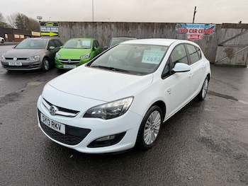 Used Vauxhall Astra 2013 for sale - 76707388: Photo