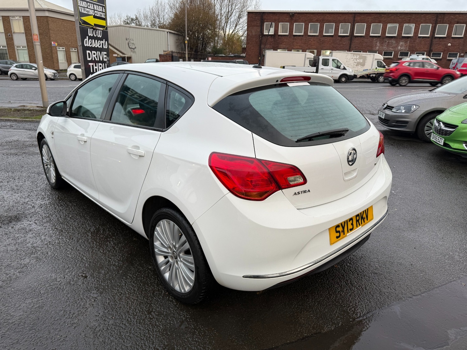Used Vauxhall Astra 2013 for sale - 76707388: Photo 5