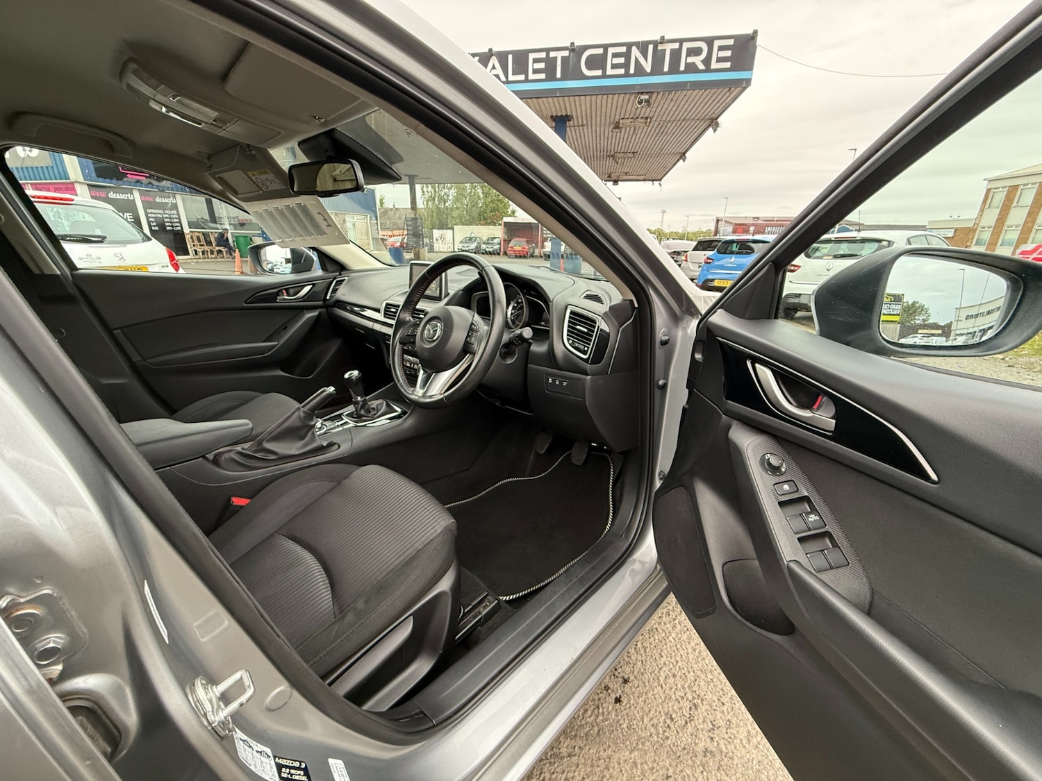 Used Mazda Mazda3 2016 for sale - 76006364: Photo 16