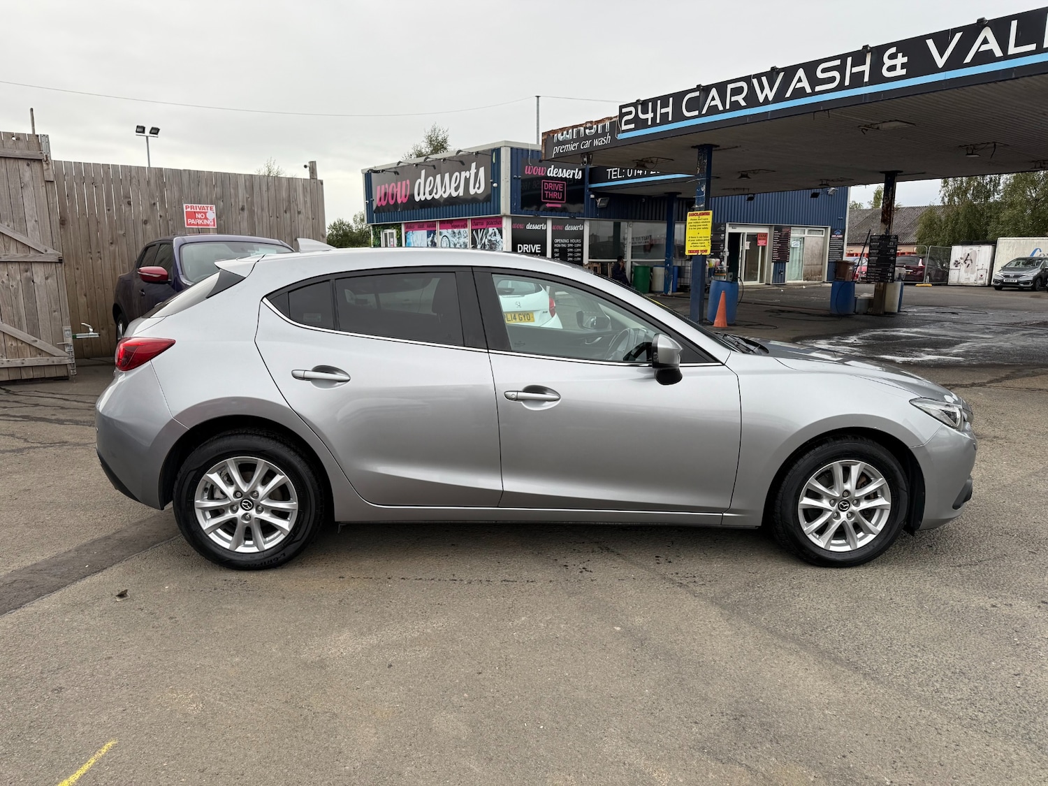 Used Mazda Mazda3 2016 for sale - 76006364: Photo 6