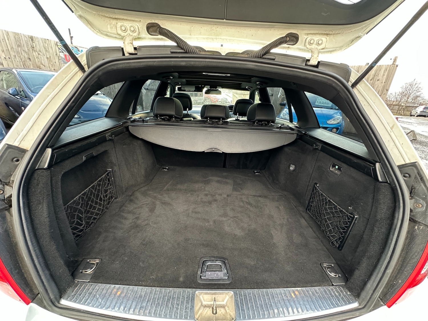 Used Mercedes-Benz C Class 2014 for sale - 77407409: Photo 16