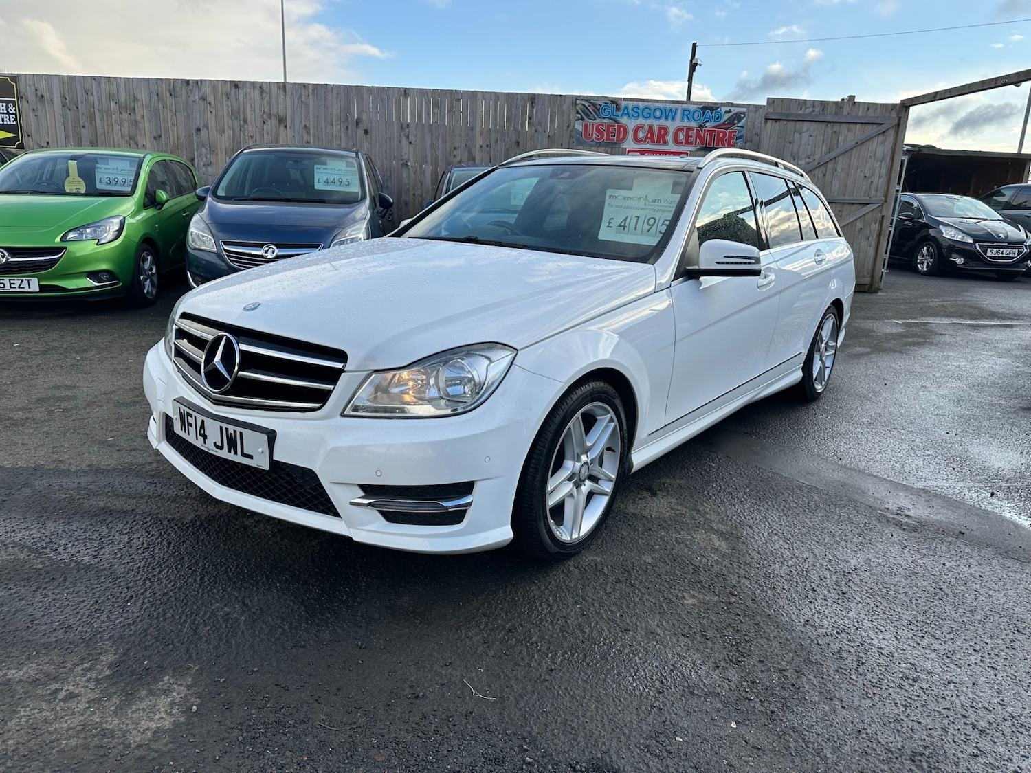Used Mercedes-Benz C Class 2014 for sale - 77407409: Photo 3