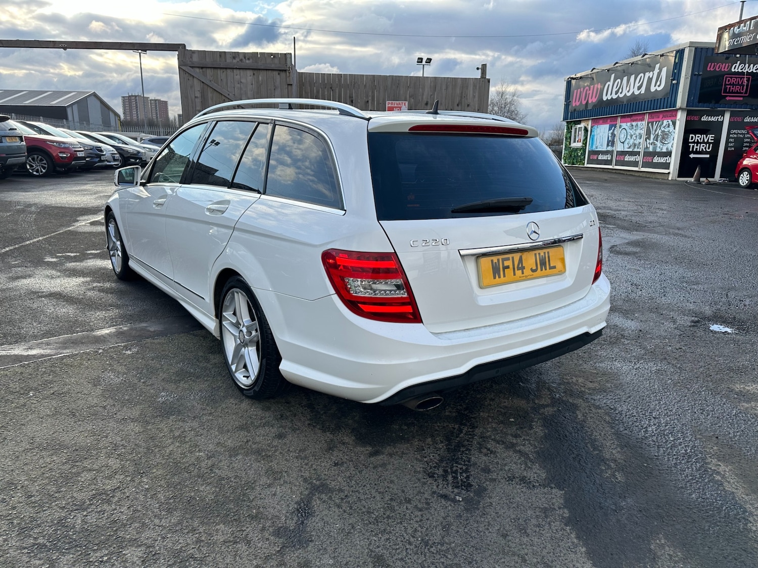 Used Mercedes-Benz C Class 2014 for sale - 77407409: Photo 5