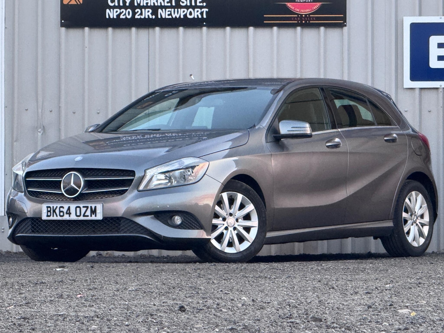 Used Mercedes-Benz A-Class 2014 for sale - 76381196: Photo 4