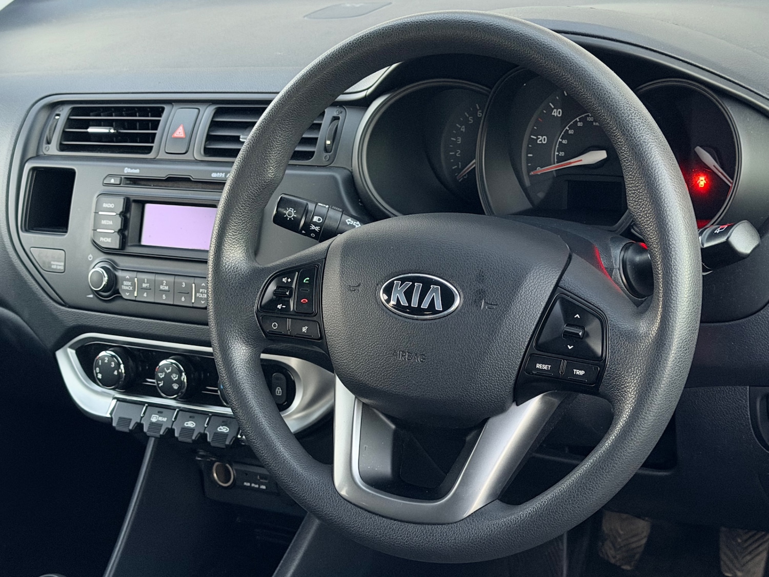 Used Kia Rio 2013 for sale - 77101438: Photo 10