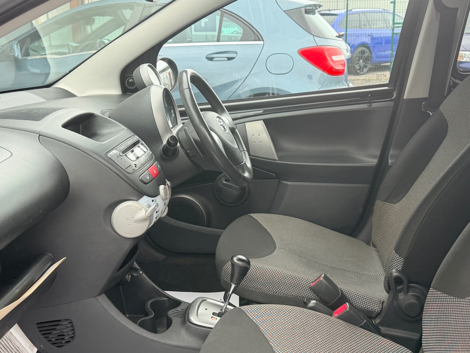 Used Toyota AYGO 2012 for sale - 78135131: Photo 17