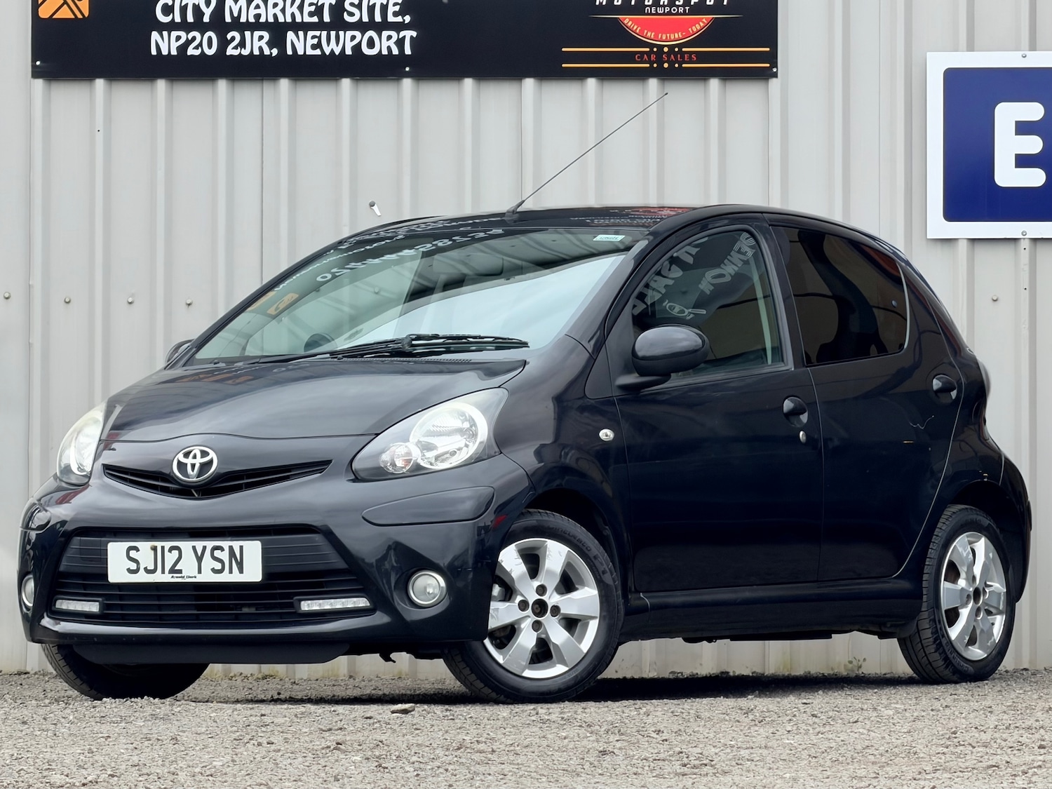 Used Toyota AYGO 2012 for sale - 78135131: Photo 3