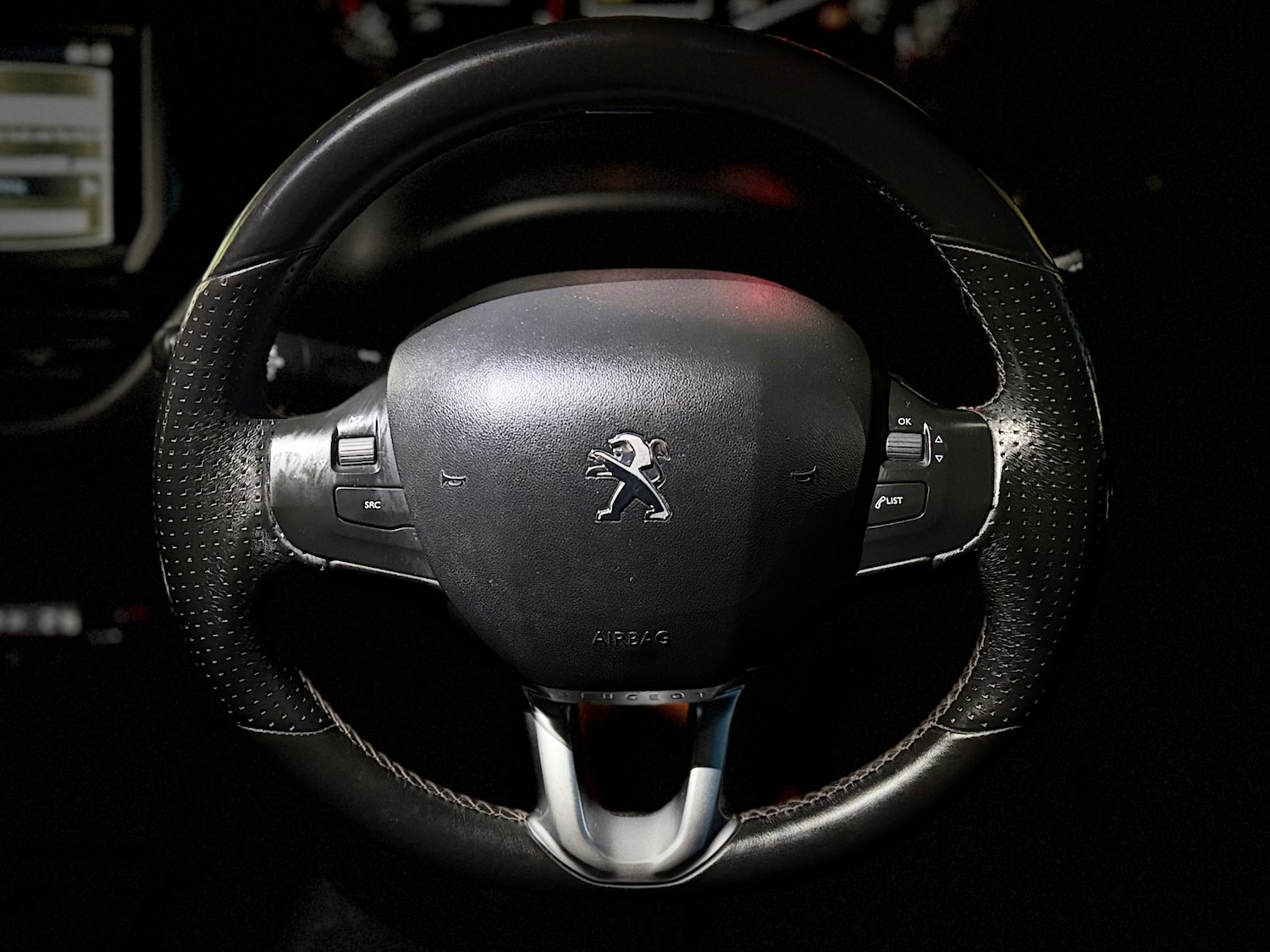 Used Peugeot 208 2013 for sale - 76539228: Photo 12