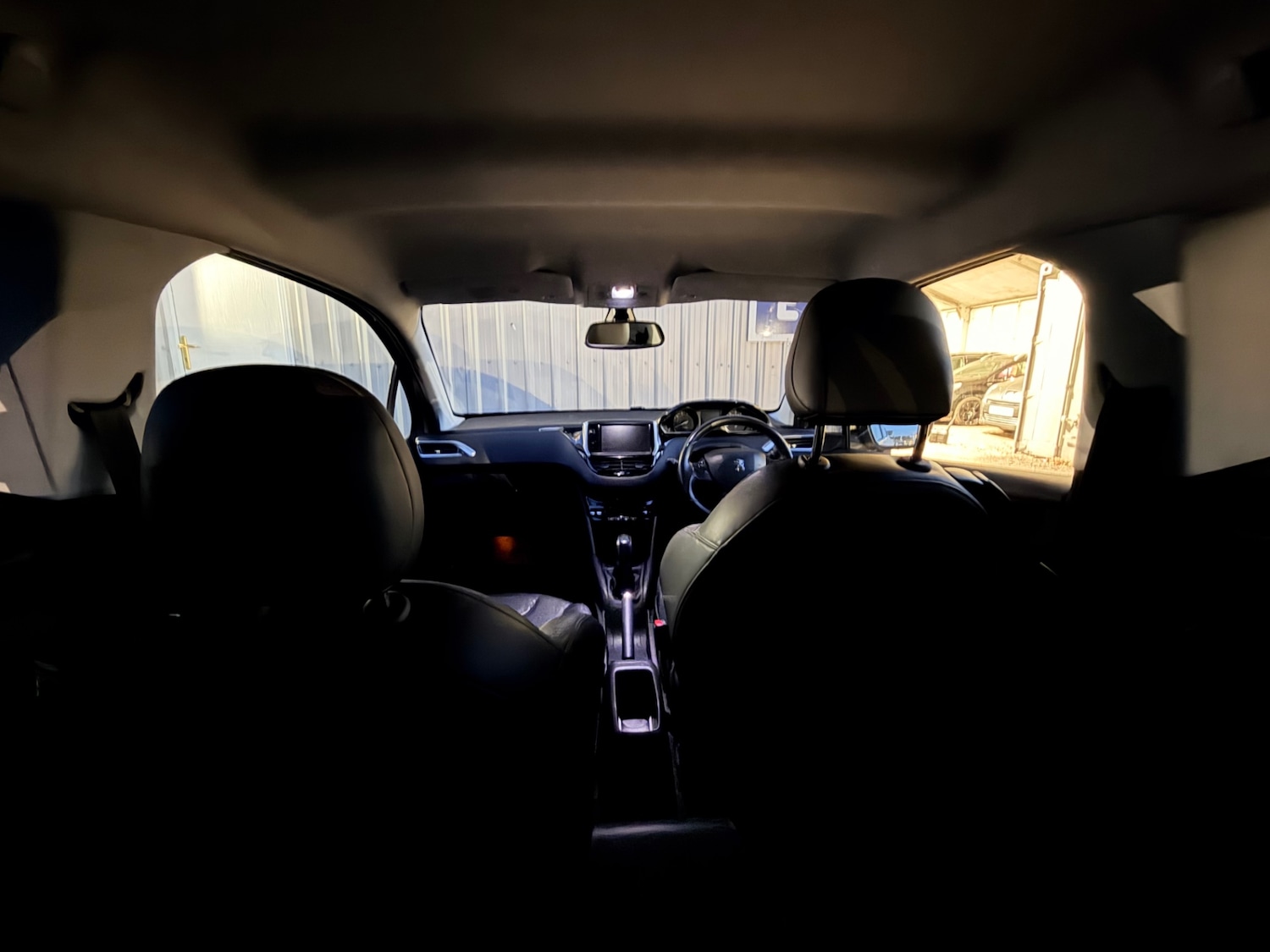 Used Peugeot 208 2013 for sale - 76539228: Photo 15